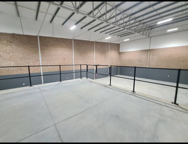 519.90M² WAREHOUSE TO LET IN SAMRAND BUSINESS PARK